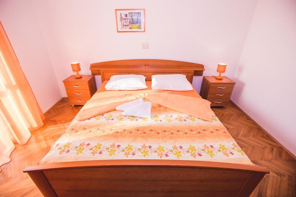 Apartments Renata Banjol Стая снимка